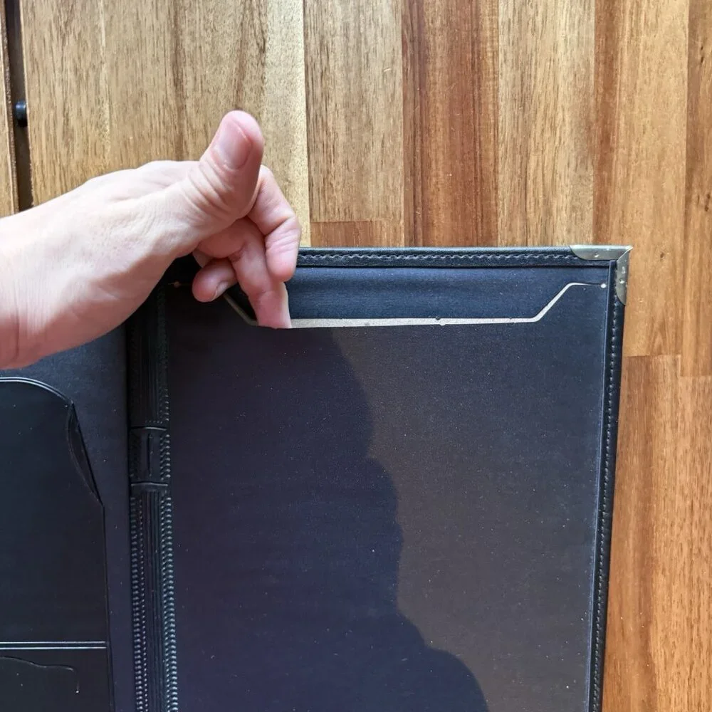 VTG Hazel Auburn University Padfolio‎ Golden Medallion Metallic Corners Embossed